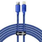 Blå USB-C till Lightning-kabel i tygmaterial med blå metallkontakter
