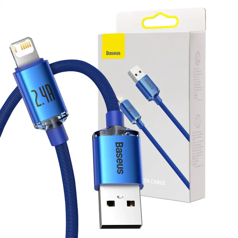 Blå USB-A till Lightning-kabel i tygmaterial med blå metallkontakter, förpackning