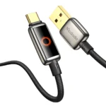 USB-C- och USB-A-kontakter, svart flätad kabel