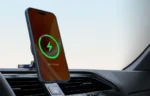 Svart Torras Pstand Spin MagSafe-skal med vridbart ställ för iPhone 16